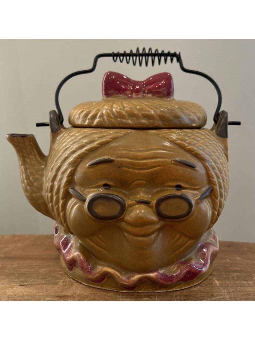 Vintage Old Lady Teapot Made In Japan Ceramic Mrs. Ben Franklin Grandmother